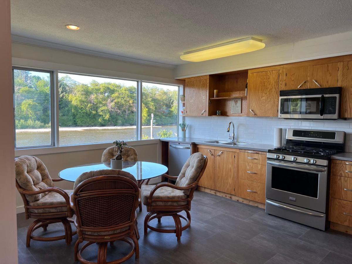 מלון קמפבל ריבר River House מראה חיצוני תמונה